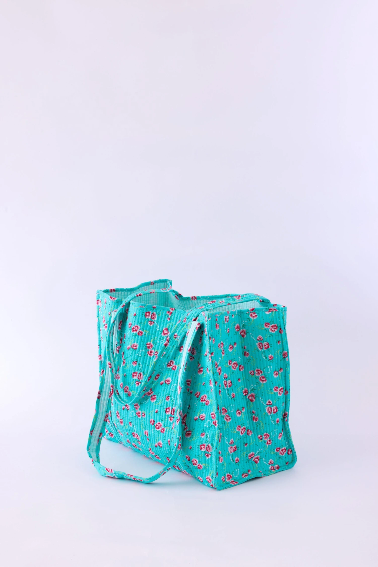 Cabas Matelassé Pivoine Céladon 2 Cabas Matelassé Pivoine Céladon – Image 2